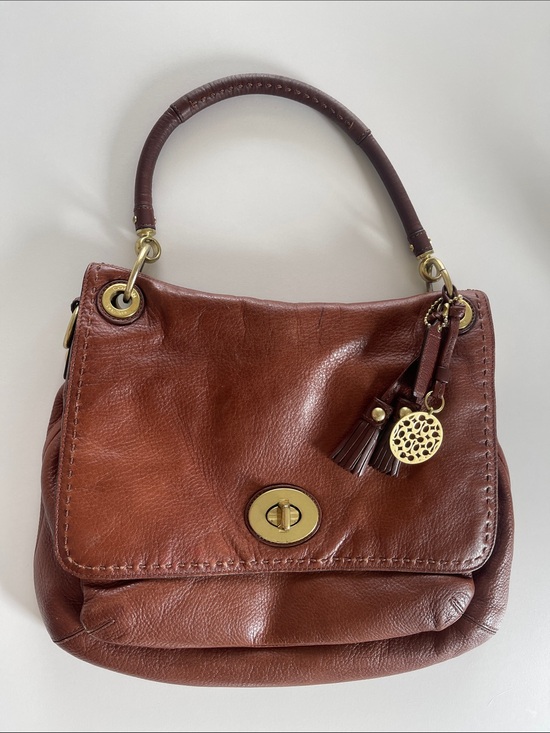 Coach Handbags - Coach Turnlock Brown Leather Shoulder Bag with Gold Hardware Y2K